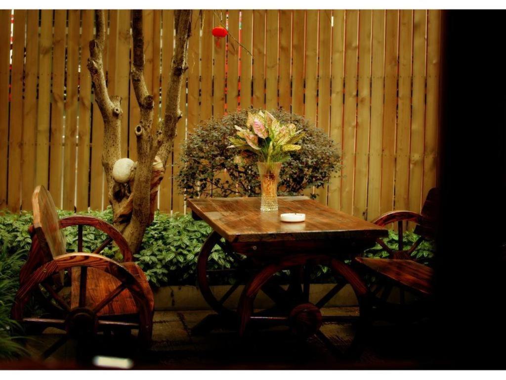 Parkside Hostel Guilin Dış mekan fotoğraf